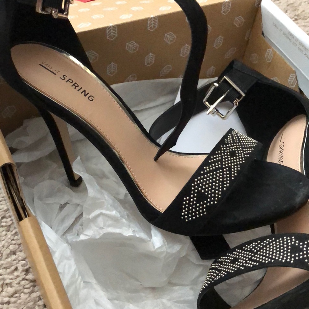 Call it Spring heels - Picture 2 of 3